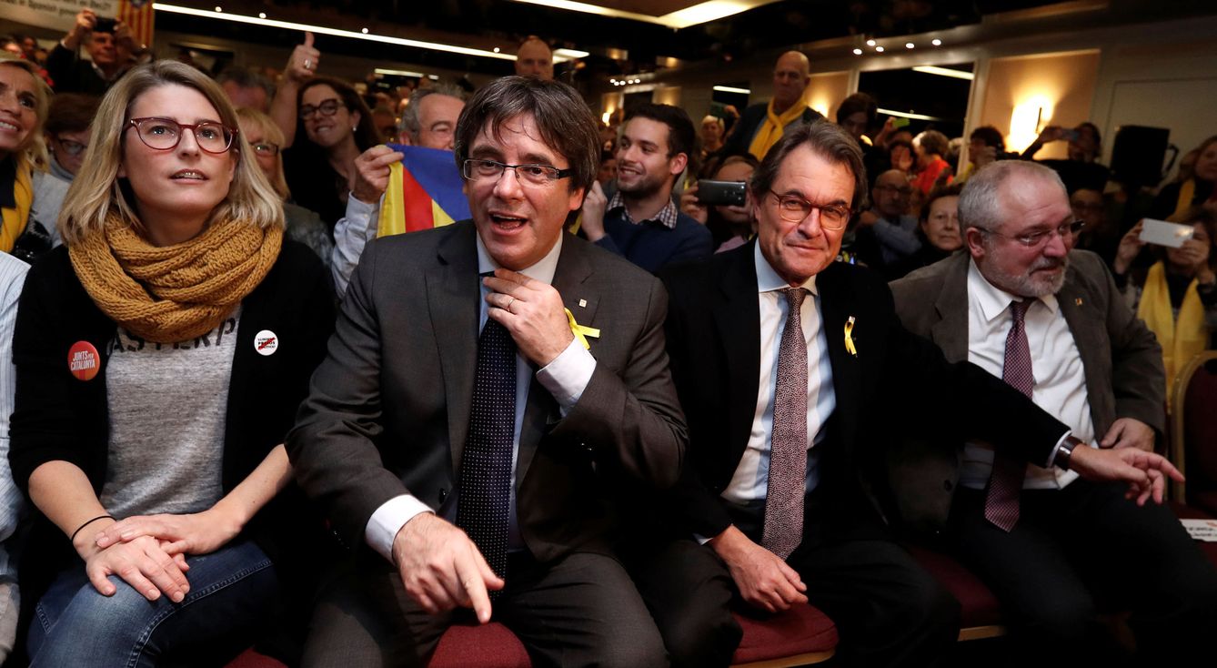 De izquierda a derecha: Elsa Artadi, Carles Puigdemont y Artur Mas este miércoles en Bruselas en vísperas de la manifestación del 7-D.