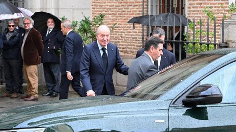 Noticia de Confidencias entre don Juan Carlos y doña Sofía, himnos y sacerdotes de confianza: el funeral de Fernando Gómez-Acebo, desde dentro