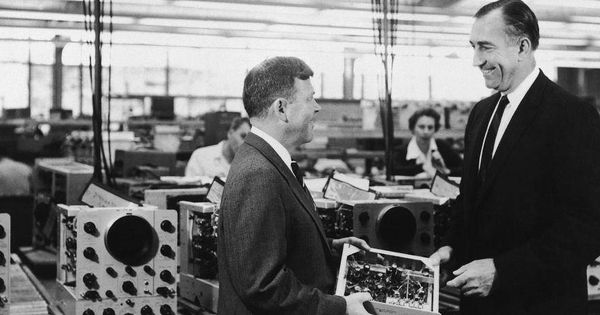 Foto: David Packard y William Hewlett, fundadores del primer gigante tecnológico de Silicon Valley (HP)