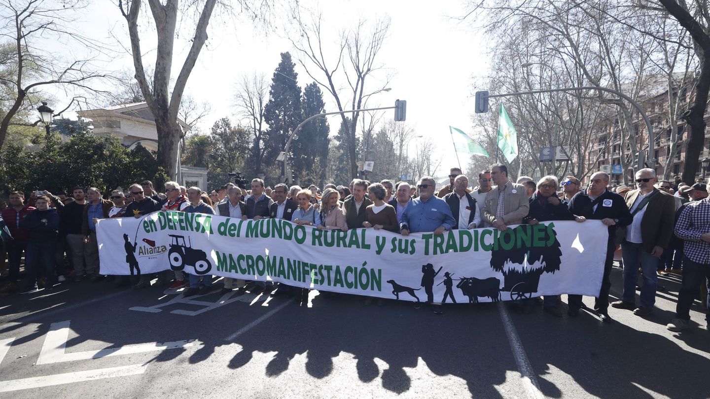 Manifestación en favor de la caza y del mundo rural en Madrid. (EFE)