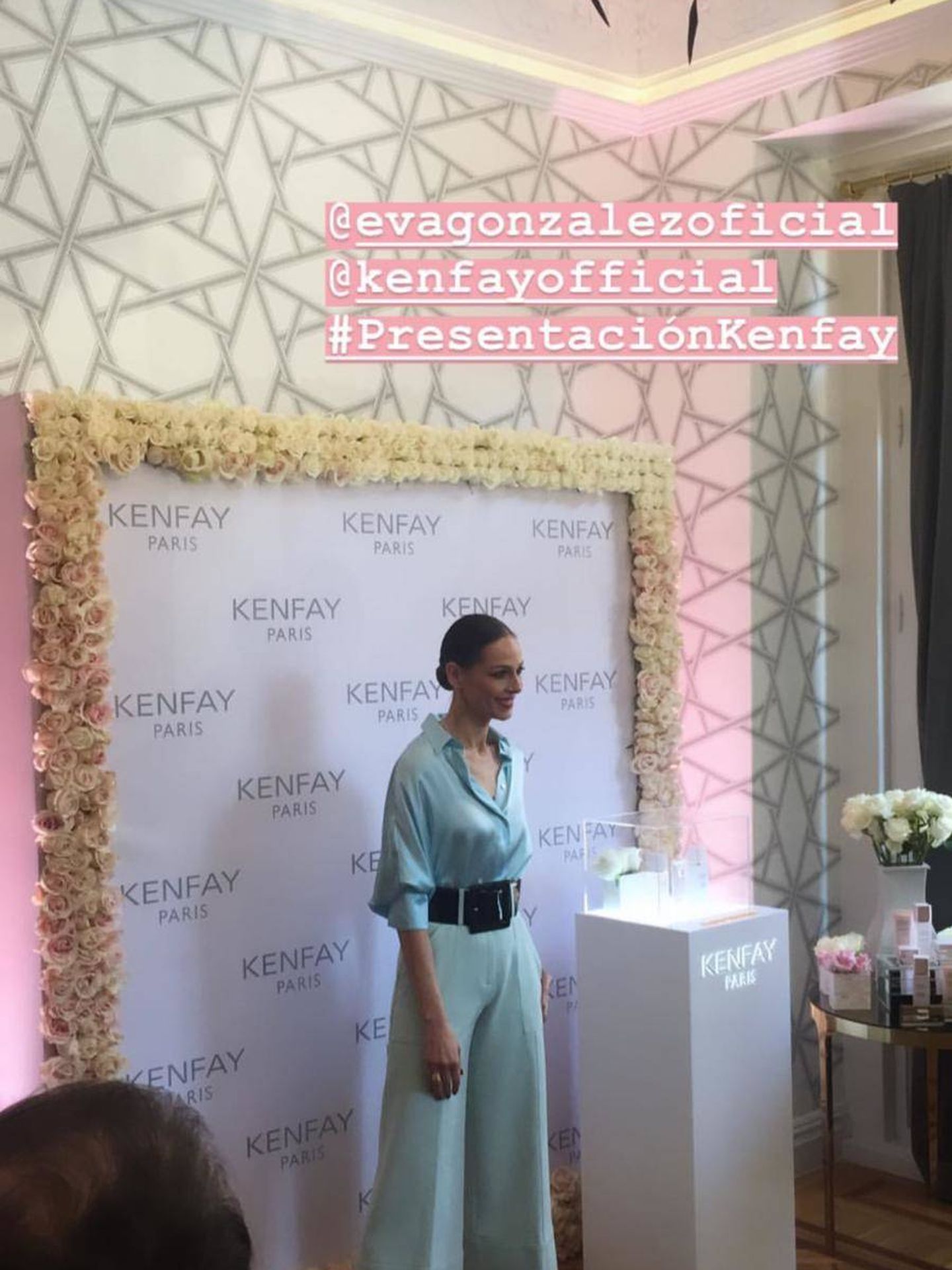 Eva González en la presentación de la firma de cosméticos de la que es embajadora. (Instagram)
