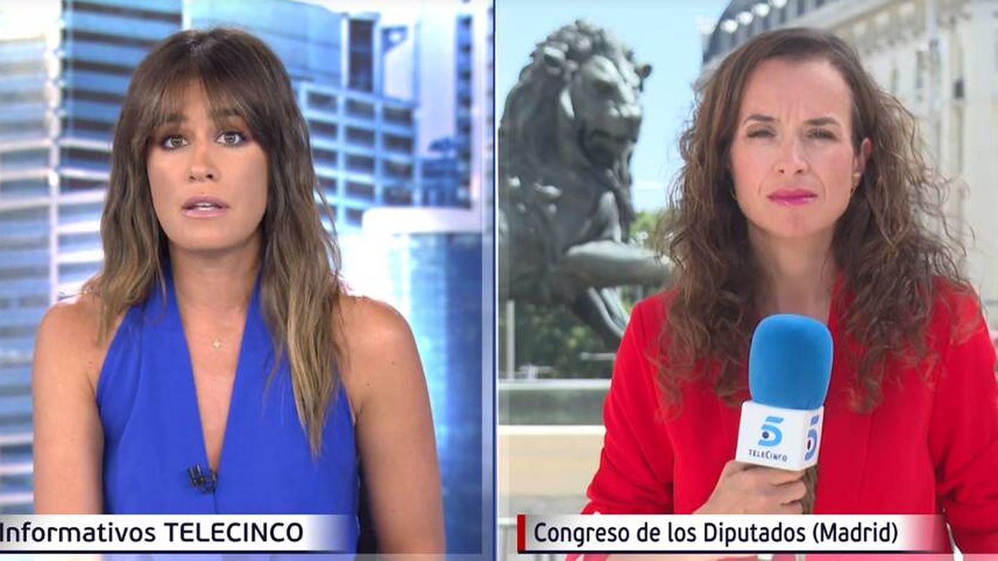 Virginia Mayoral junto a Isabel Jiménez en 'Informativos Telecinco'. (Mediaset)