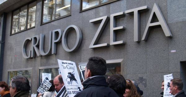 Foto: Protestas de los trabajadores de Grupo Zeta. (Foto: Sindicatos de Periodistas de Madrid)