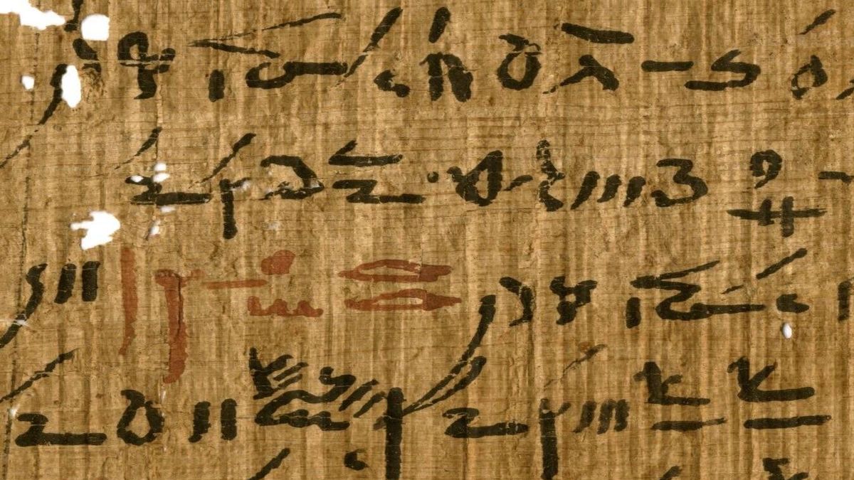 Descubren la peculiar mezcla de tintas usadas en los papiros del antiguo Egipto 