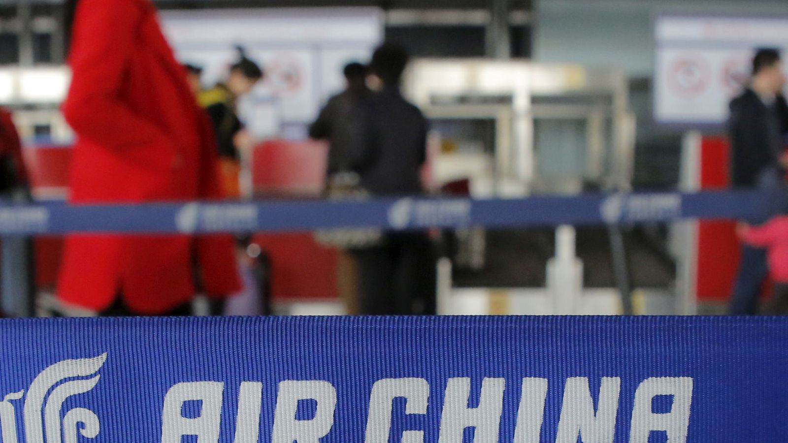 Foto: El logotipo de la aerolínea Air China en el Aeropuerto Internacional de Pekín, en China. (Reuters)