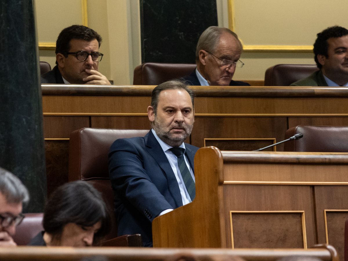 Foto: José Luis Ábalos, en el Congreso de los Diputados. (Europa Press/Alejandro Martínez Vélez)