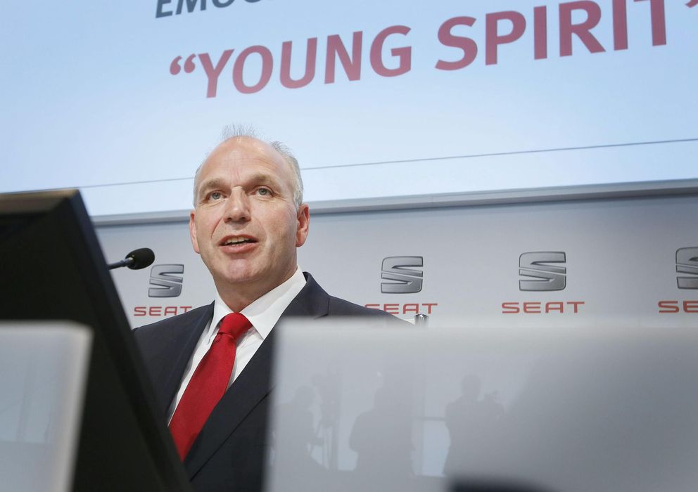 Foto: El presidente de Seat, Jürgen Stackmann, durante una rueda de prensa (Efe)