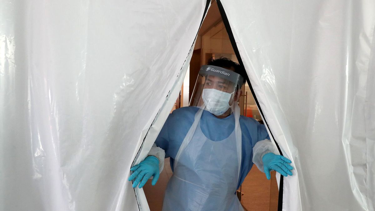 Hong Kong detecta un posible brote en el laboratorio que investiga el coronavirus