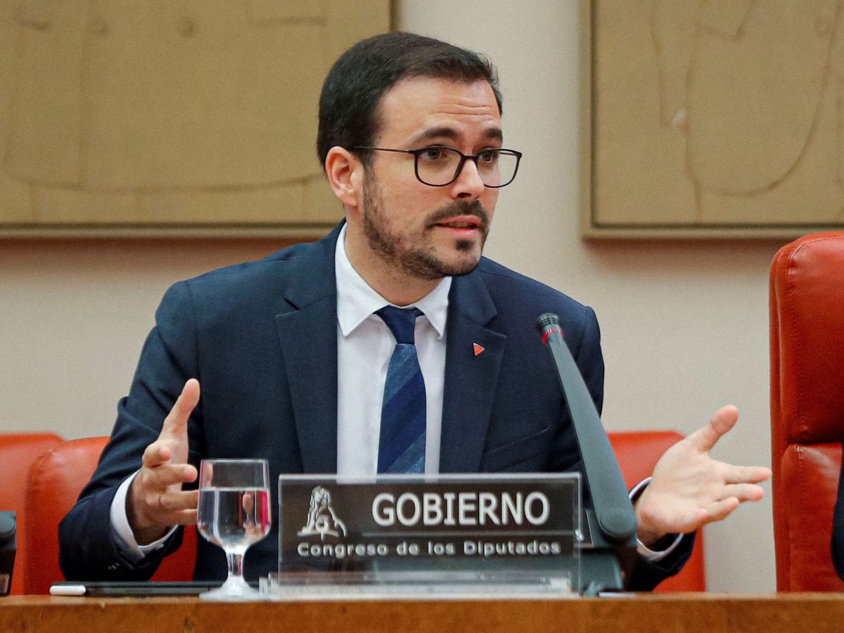 Foto: El ministro de Consumo, Alberto Garzón, durante su comparecencia ante la Comisión de Sanidad y Consumo del Congreso. (EFE)