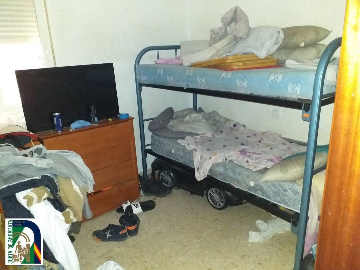 Foto: Habitación donde estuvieron encerrados los niños durante 18 días. (Policía Adscrita)