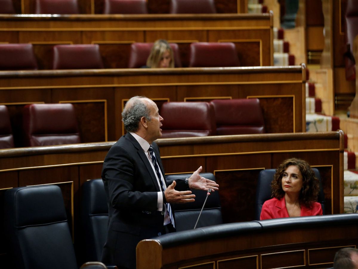 Foto: El ministro de Justicia, Juan Carlos Campo, interviene en la sesión de control al Ejecutivo celebrada este miércoles en el Congreso. (EFE)