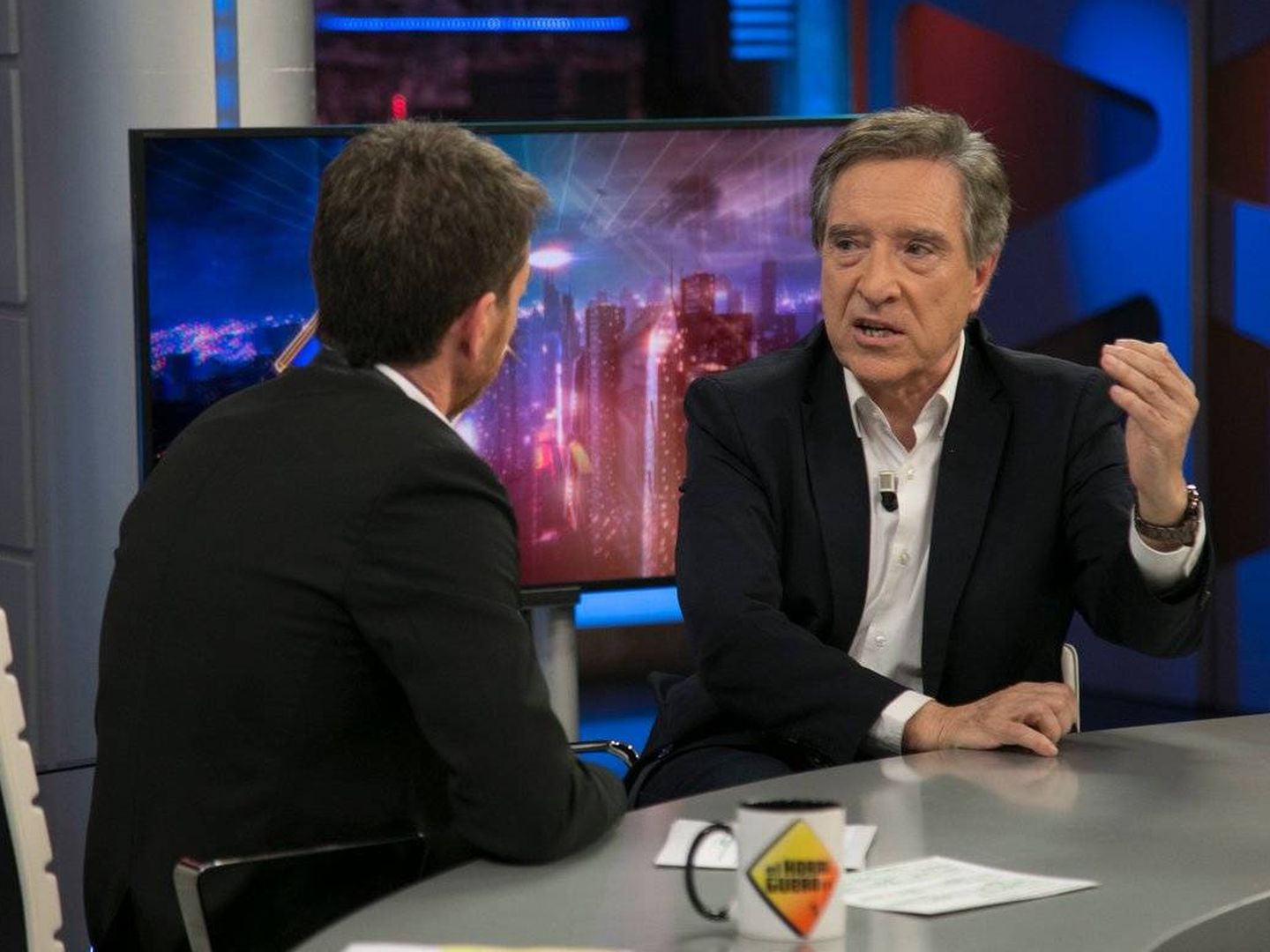 Iñaki Gabilondo analizando la actualidad política en 'El hormiguero'. (Antena 3)