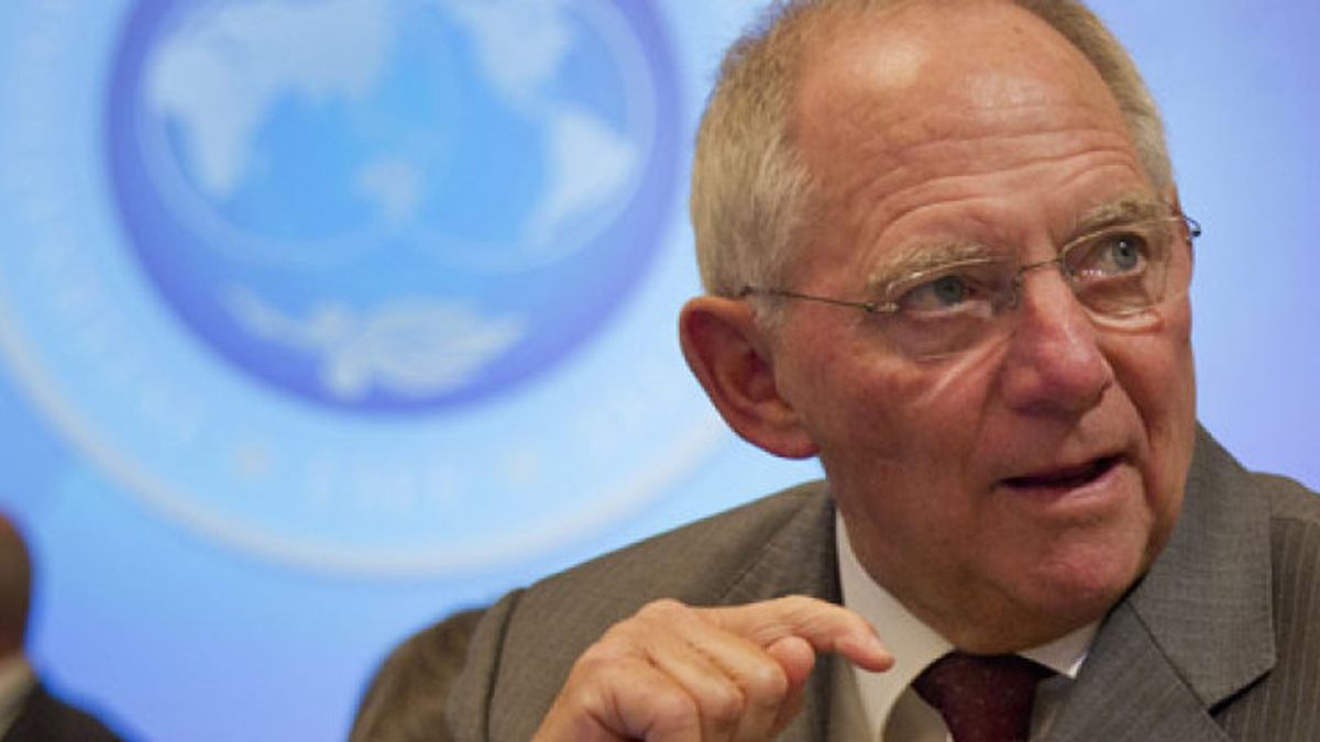 Schäuble afirma que el rescate a Chipre es el modelo para futuras intervenciones