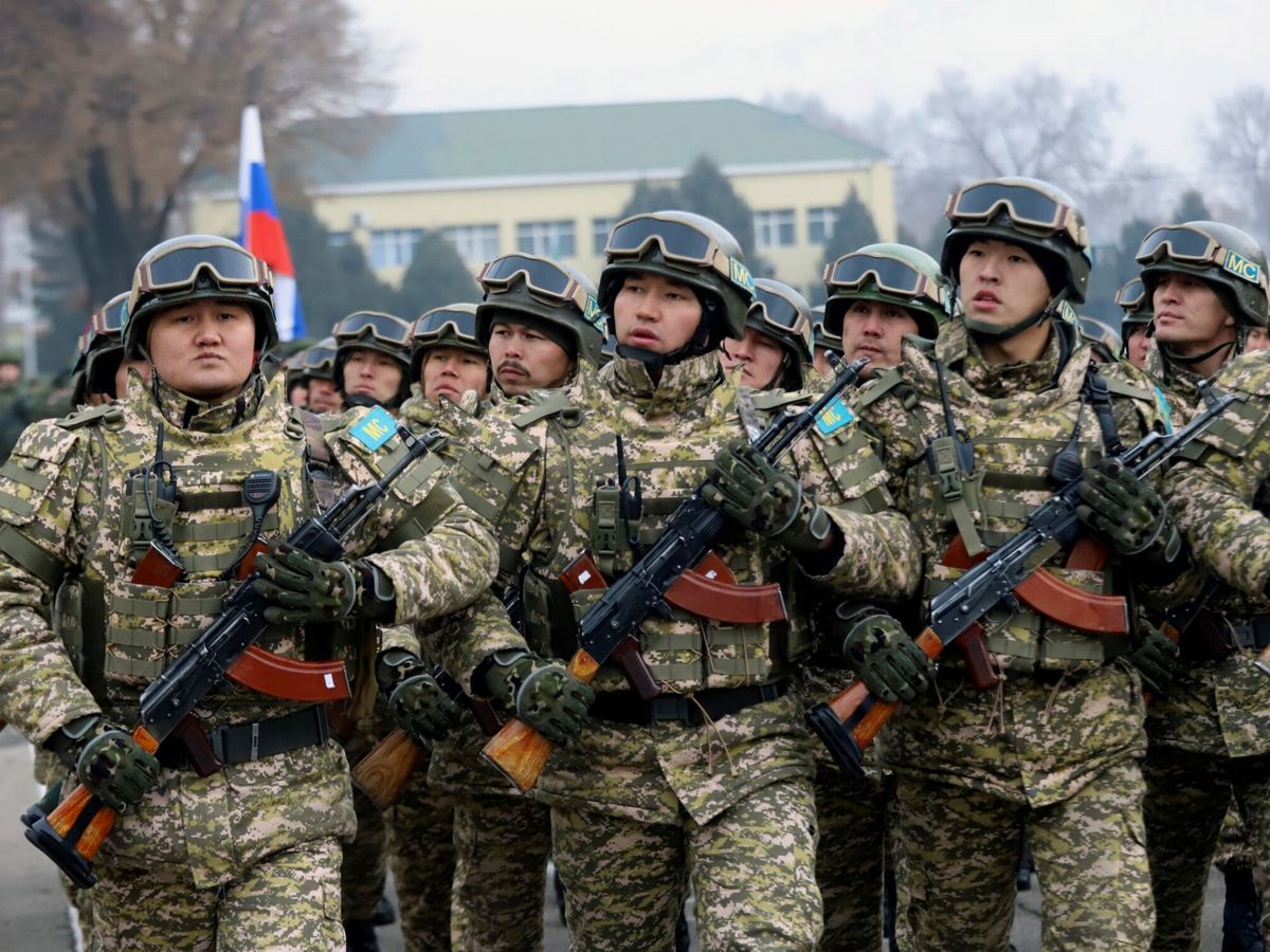 Foto: Militares de la OTSC en Kazajistán. (EFE/Alihan Smailov)