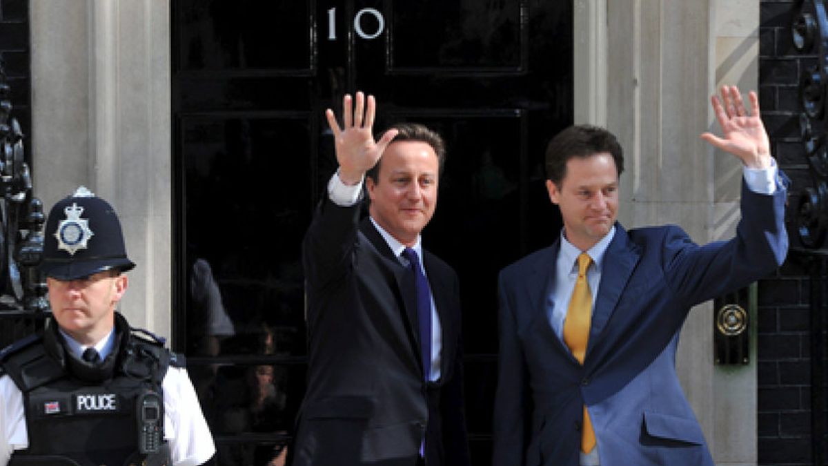 Cameron y Clegg aseguran que reformarán la economía británica