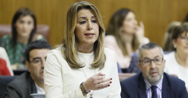 Foto: Susana Díaz, en el pleno del Parlamento andaluz. (EFE)