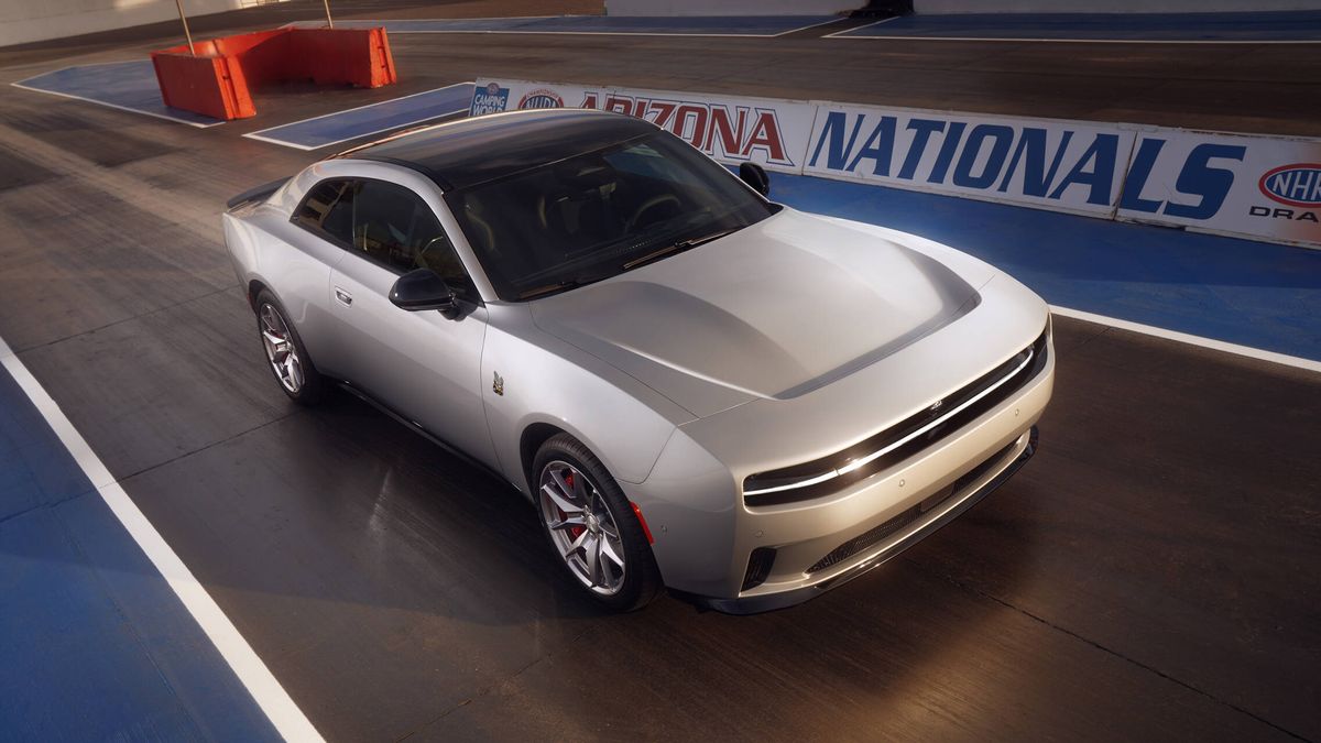 El Dodge Charger Daytona, primer 'muscle car' eléctrico, tendrá hermanos de gasolina