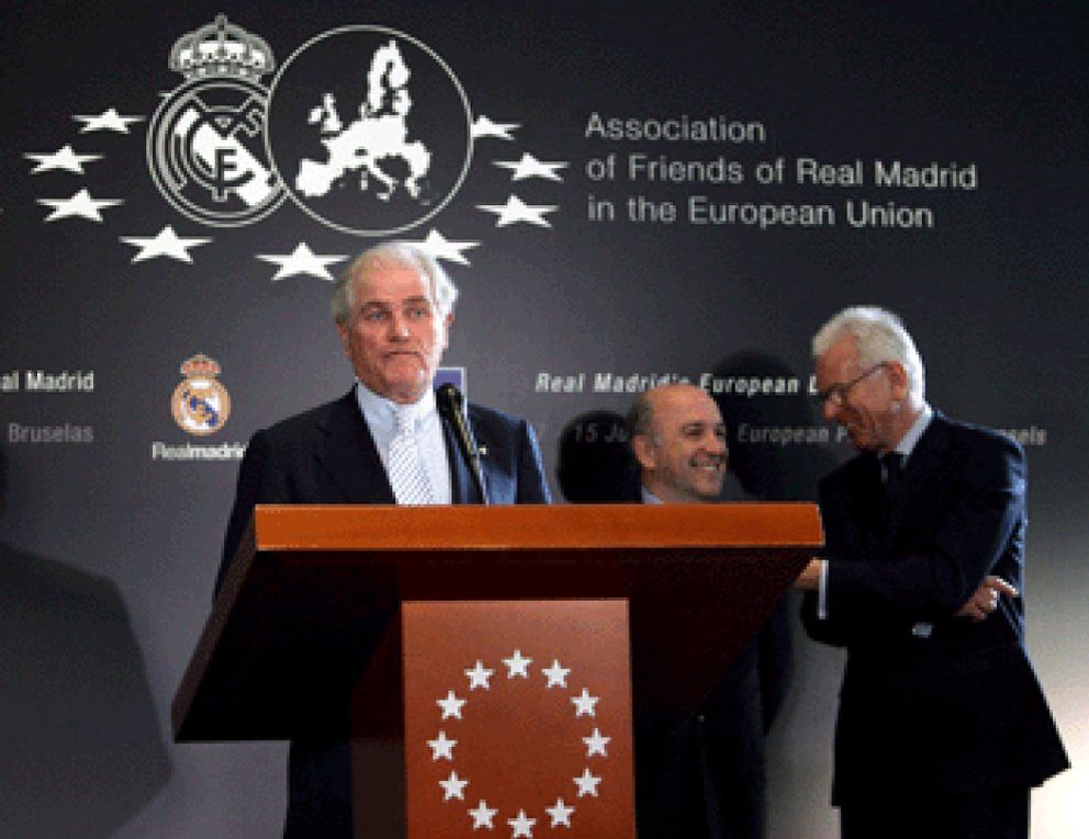 Foto: Esquerra Republicana relaciona al Real Madrid con el franquismo