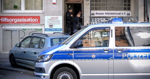 Foto: Vehículo policial en Düsseldorf (Alemania). (EFE)
