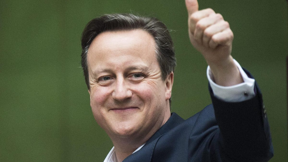Cameron ya busca equipo para "transformar el Reino Unido" con su mayoría absoluta