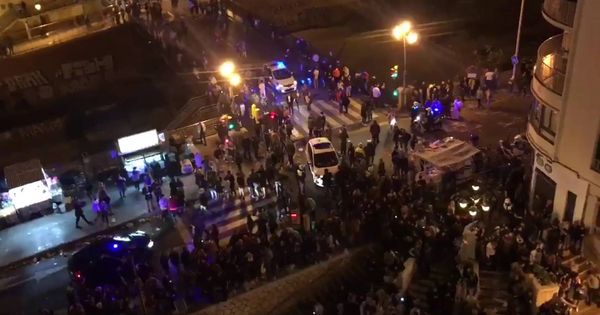 Foto: Estampida en la procesión del Cautivo en Málaga. (Twitter)