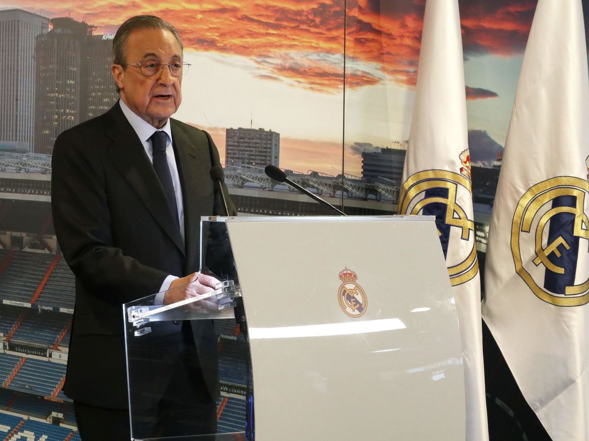 Foto: Florentino Pérez, presidente del Real Madrid, en el antepalco del Bernabéu. (Efe)