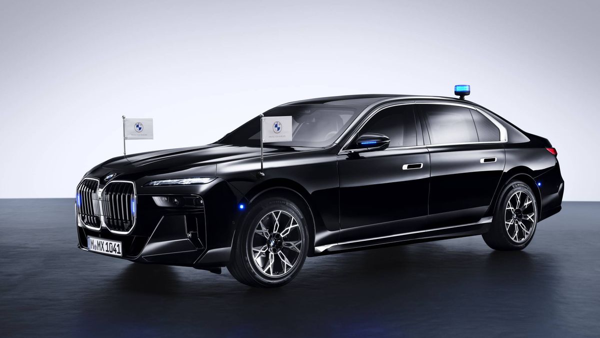 BMW i7 Protection, un 'búnker' eléctrico a prueba de balas y resistente a explosiones
