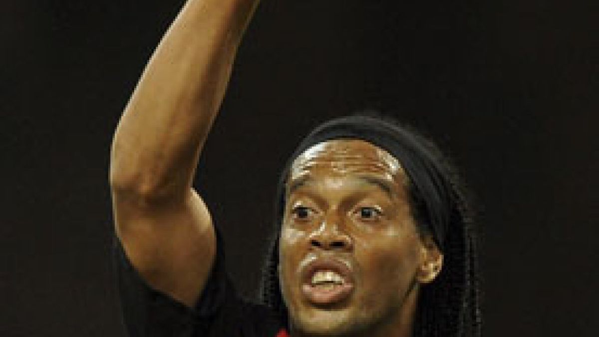Ronaldinho: "Volveré a ser el número uno del mundo"