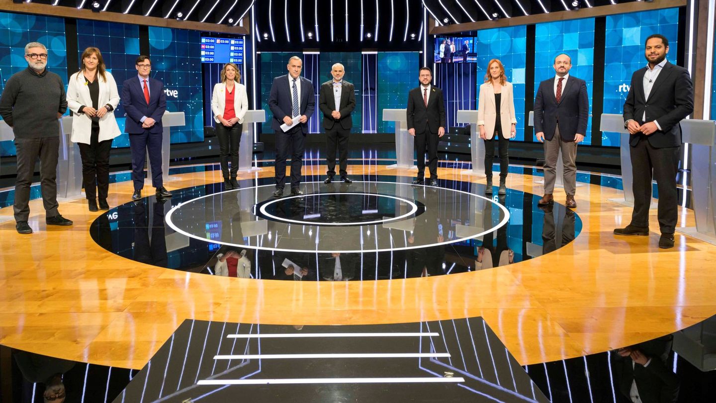 De izquierda a derecha, los nueve principales candidatos de las elecciones autonómicas al Parlamento de Cataluña (EFE)