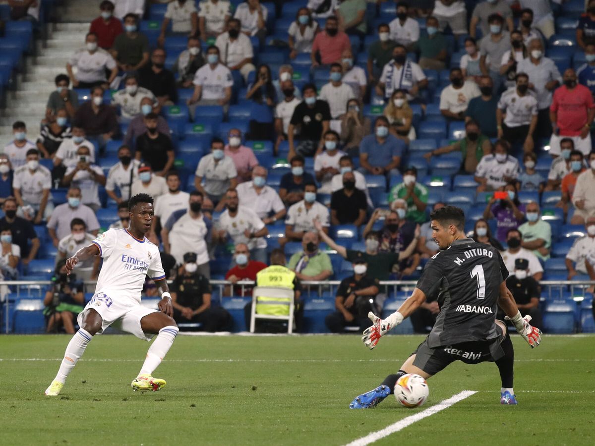 Foto: Gol de Vinicius ante el Celta en la primera vuelta. (Reuters)