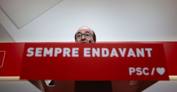Foto: Carpetazo definitivo del Constitucional al veto independentista a Iceta. (EFE)