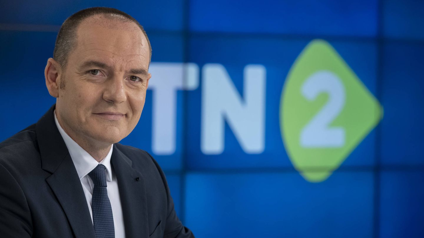 Roberto González, director y presentador del 'Telenoticias 2'. (ATV)