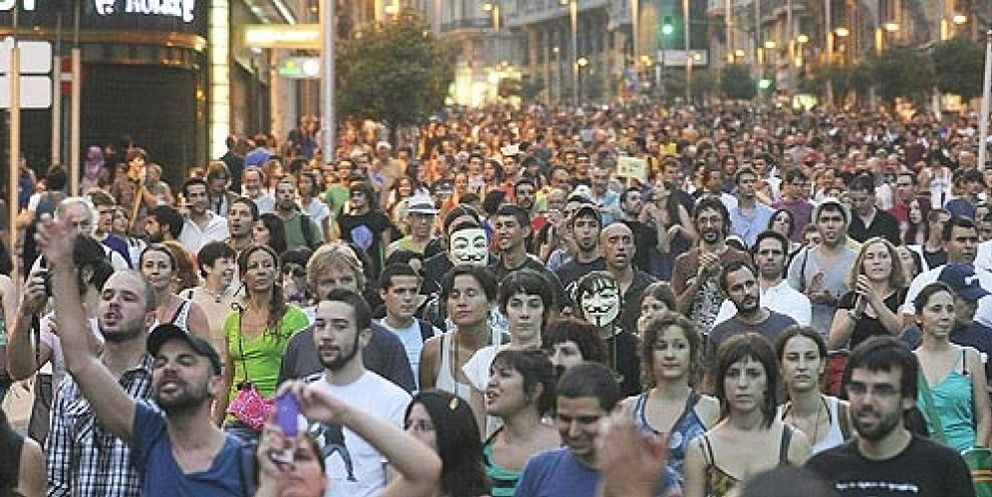 Foto: Los ‘indignados’ toman otra vez Madrid tras el desalojo policial de Puerta del Sol