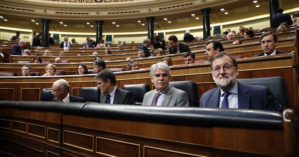 Foto: El presidente del Gobierno, Mariano Rajoy, en el Congreso. (EFE)