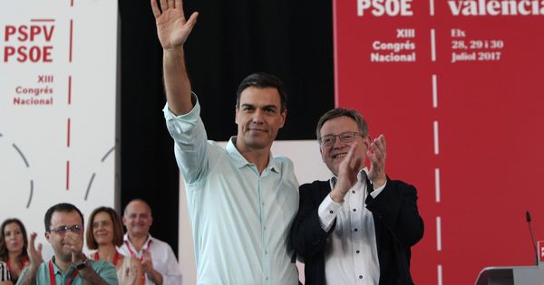 Foto: Pedro Sánchez y Ximo Puig, en la apertura del XIII Congreso del PSPV, este 28 de julio en Elx. (EFE)