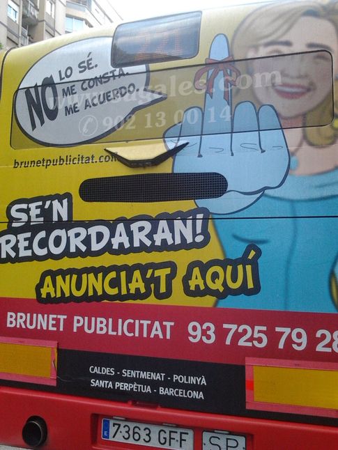 Foto: Imagen publicitaria de la duquesa de Palma en la parte posterior de los autobuses de Barcelona (Ssecretta)