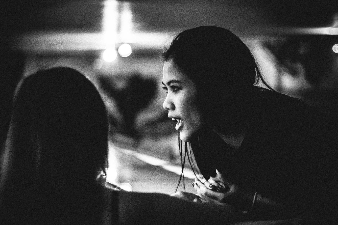 Dos jóvenes prostitutas camboyanas. (J. Gazzano)