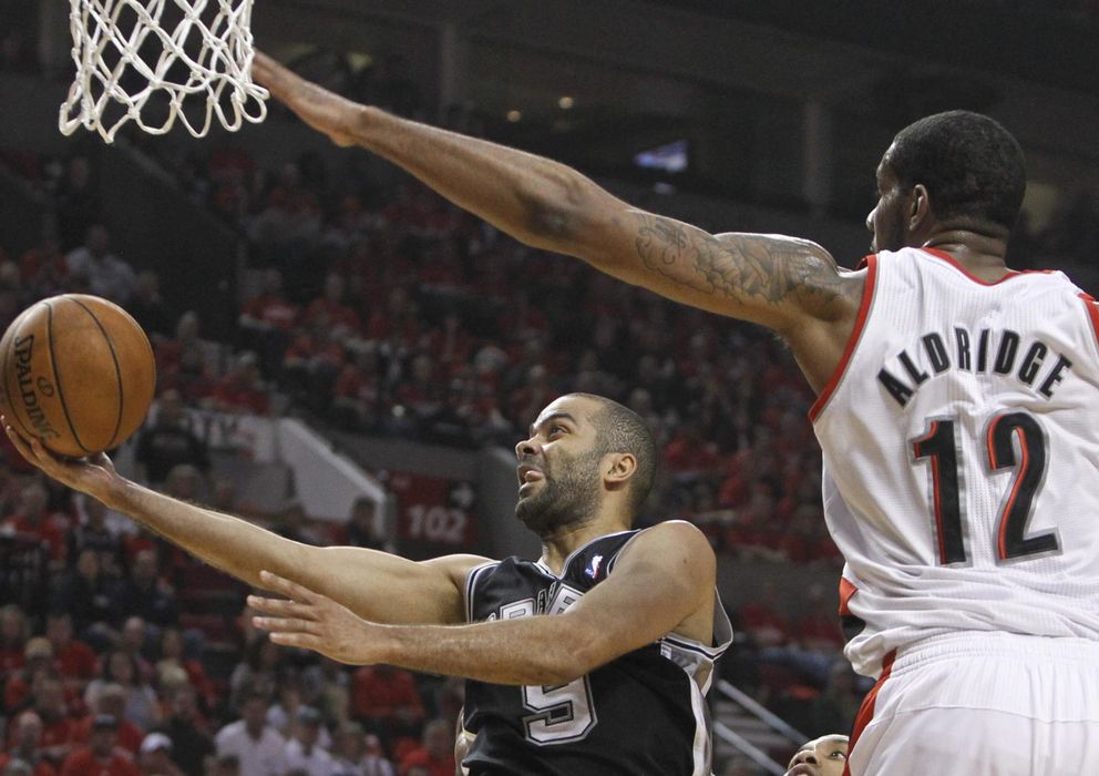 Foto: Parker guió a los Spurs hasta la tercera victoria en las semifinales del Oeste.