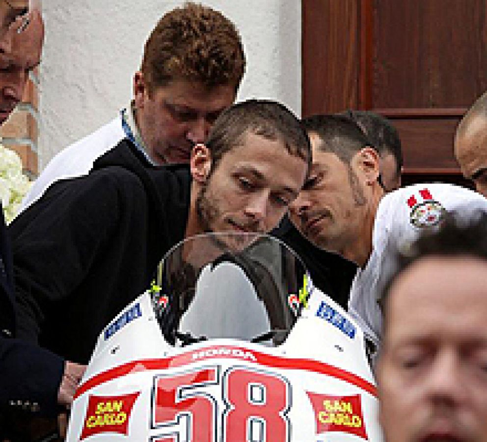Foto: Rossi habla sobre la tragedia de Sepang: "Simoncelli nunca se cayó de la moto"