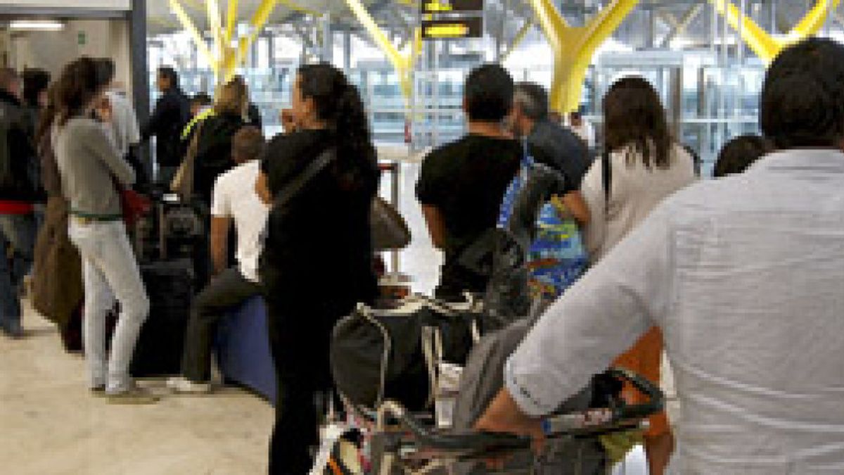El número de pasajeros en los aeropuertos españoles crece un 2,9% en mayo, pese a las cenizas