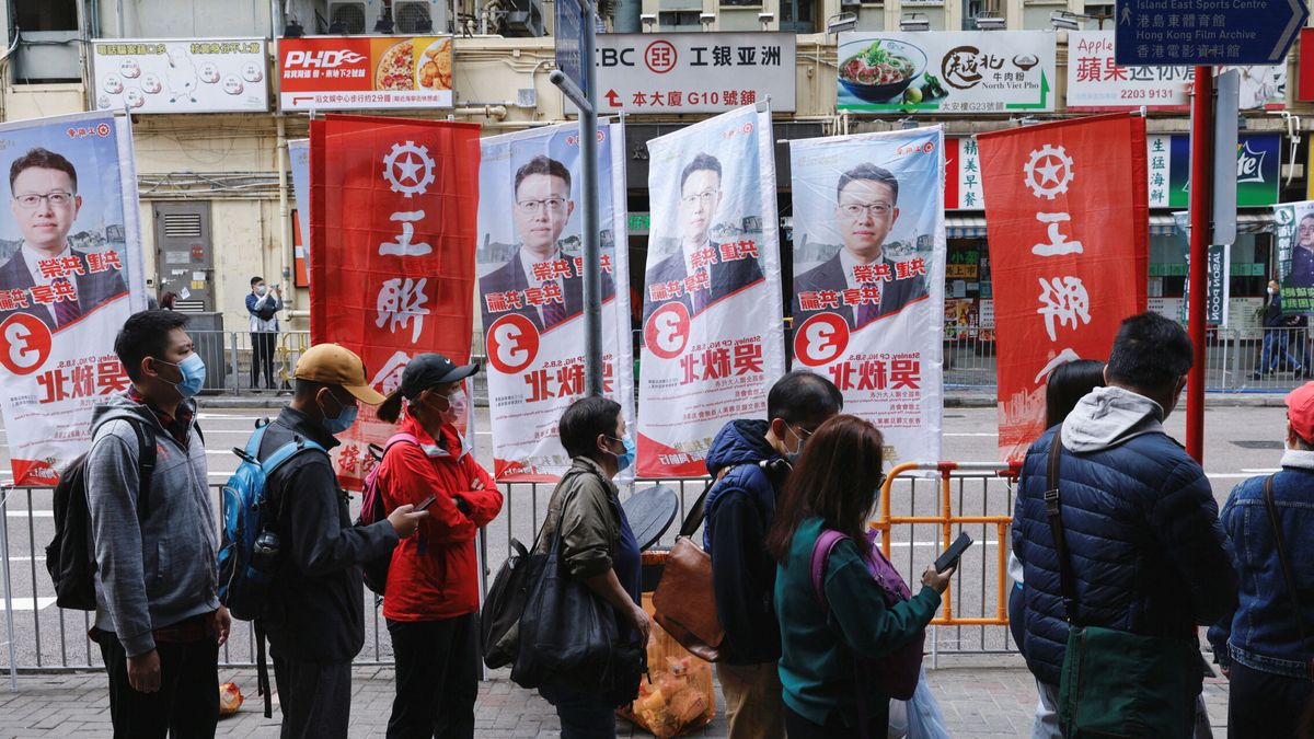 Baja la participación en Hong Kong tras la llamada a la abstención de la oposición