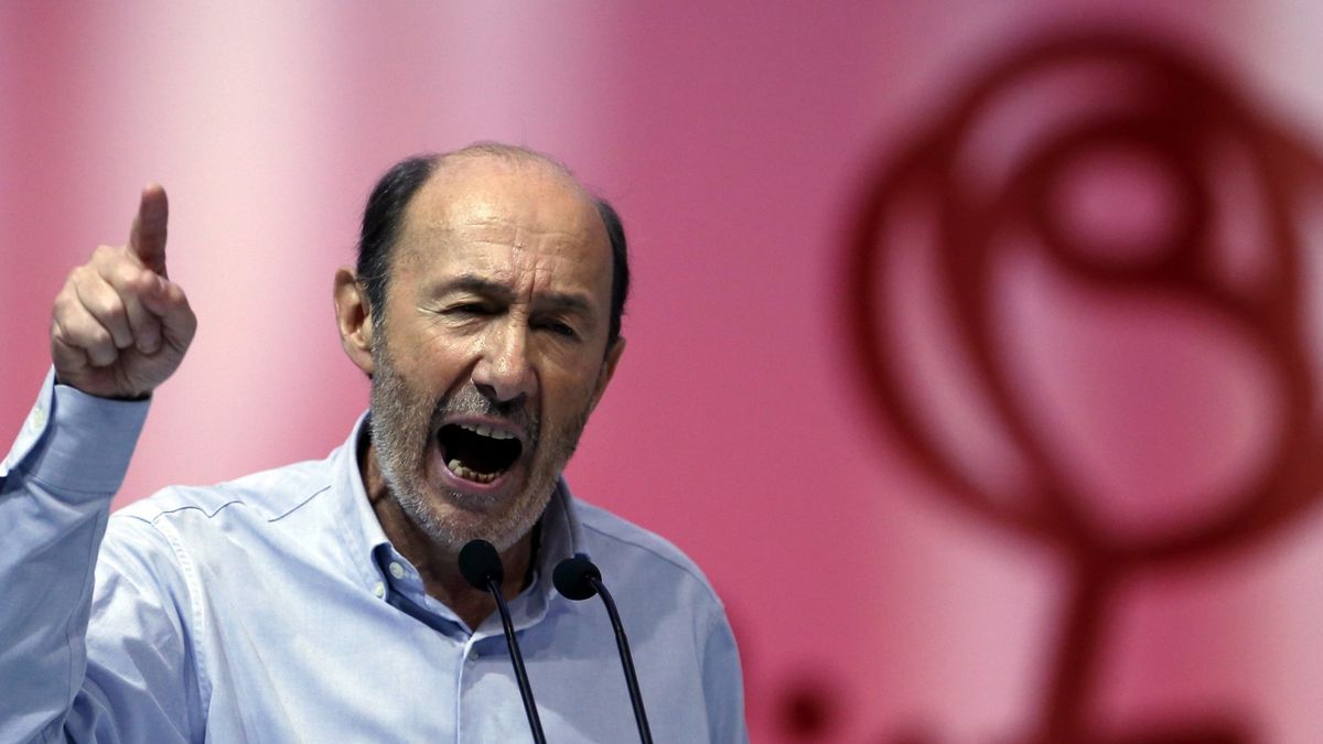 Rubalcaba quiere seguir de secretario general del PSOE después de las primarias