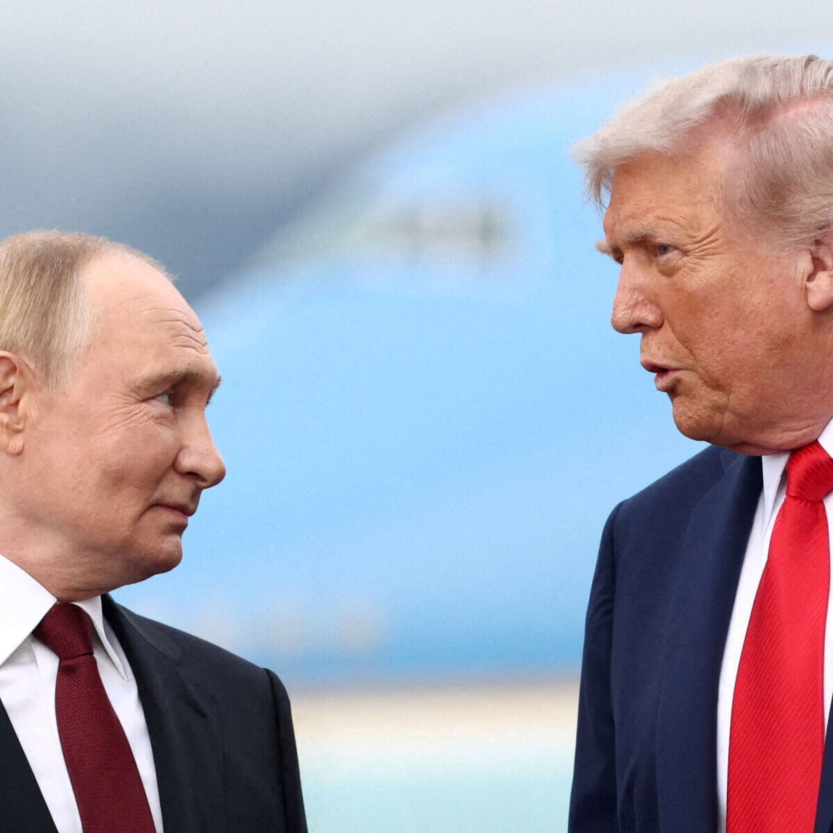 Foto de Trump negocia con Putin, pero la UE tiene parte de las cartas