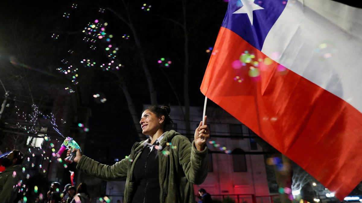 Cinco motivos para rechazar 100 derechos: qué ha fallado con la Constitución de Chile