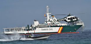 Post de Una patrullera de la Guardia Civil colisiona con una baliza del aeropuerto de Gibraltar
