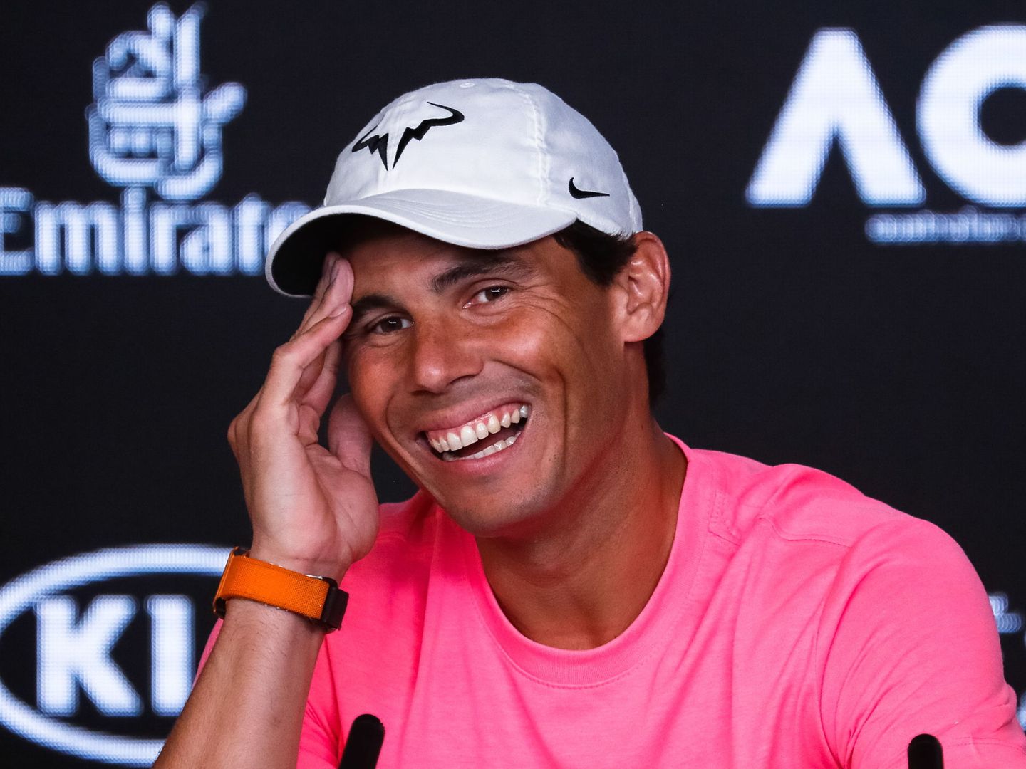 Rafa Nadal atendió a la prensa antes del Open de Australia. (EFE)