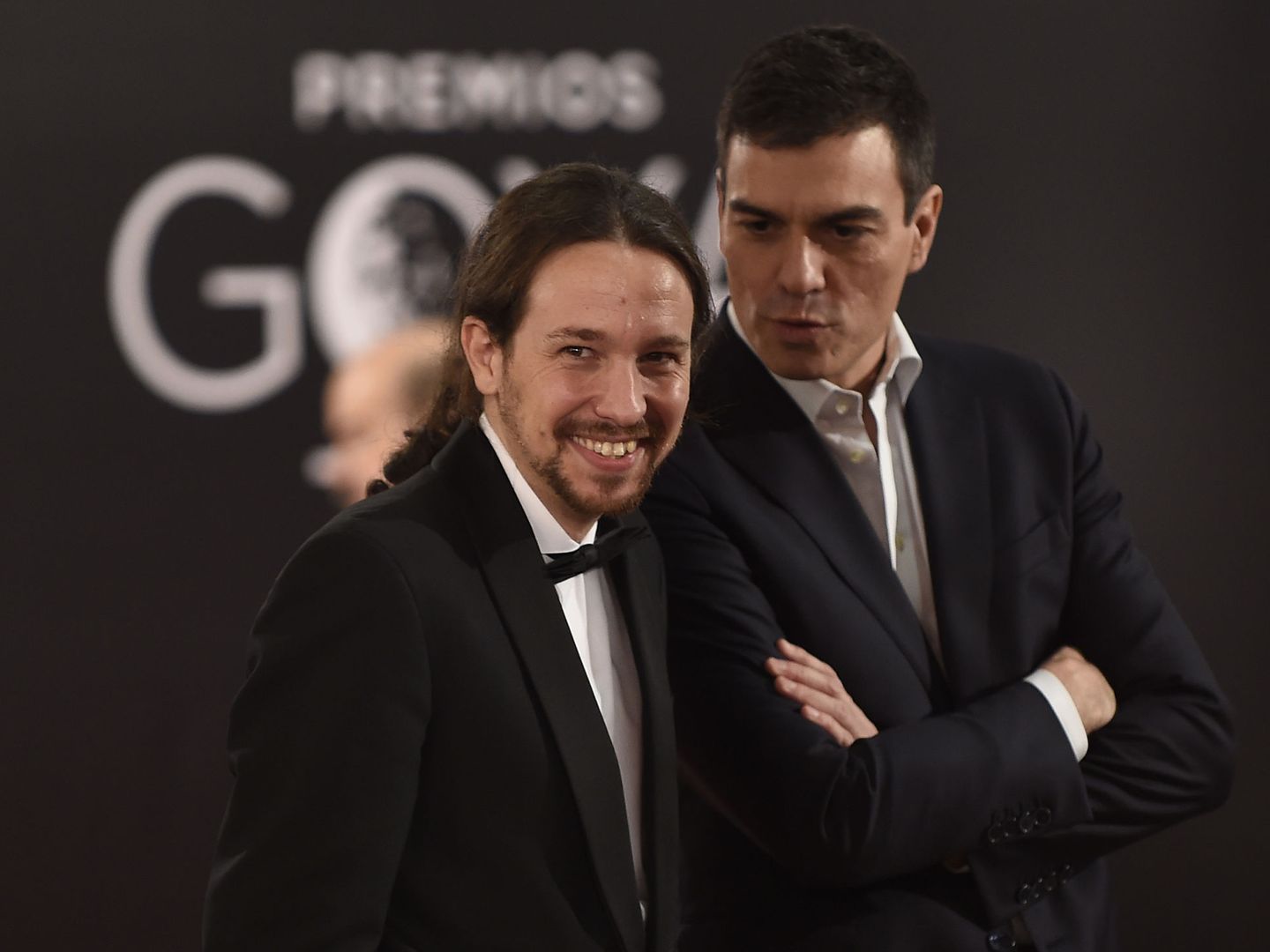 Pablo Iglesias y Pedro Sánchez, en la última gala de entrega de los premios Goya. (EFE)