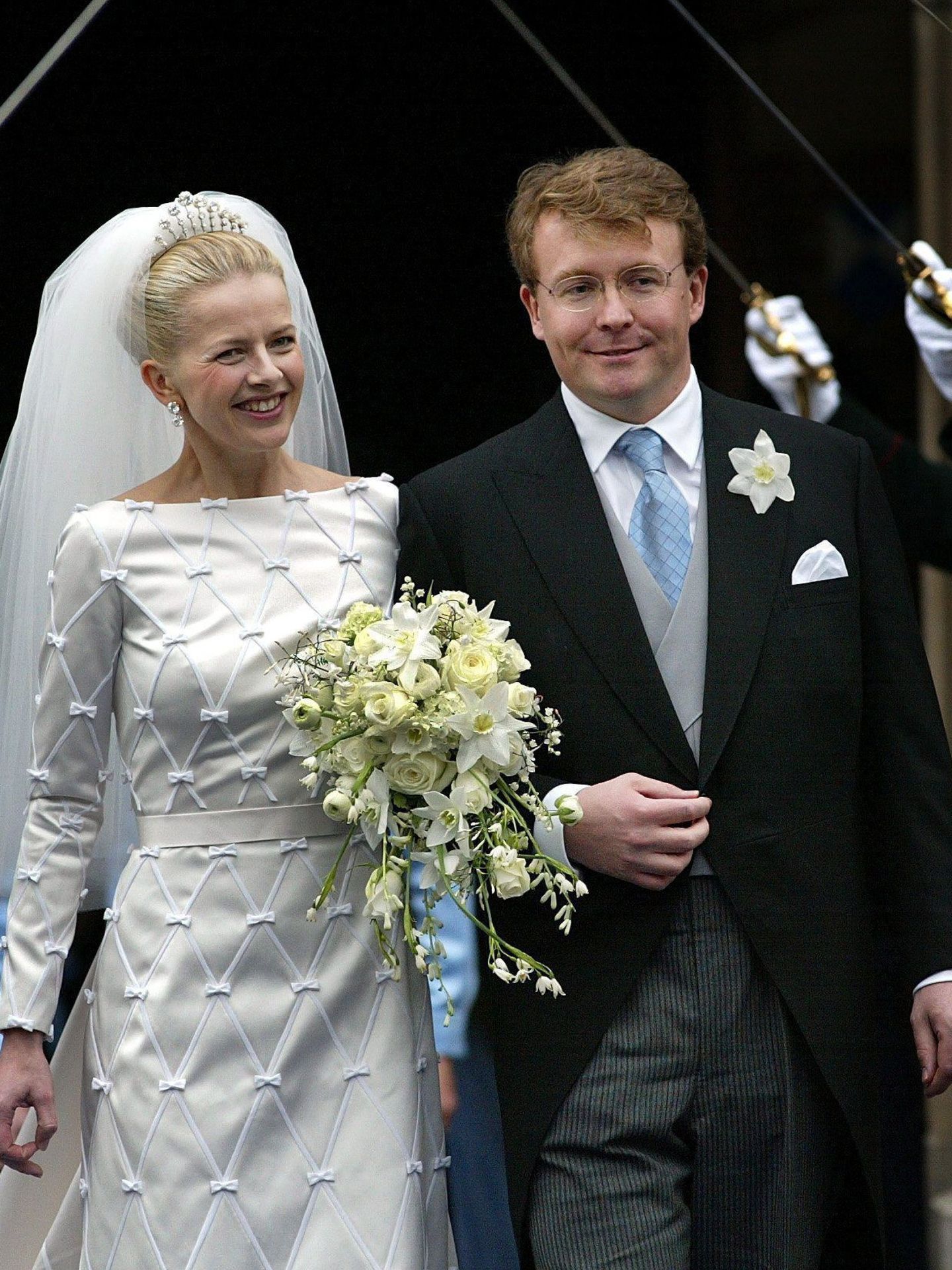 El príncipe Friso de Holanda y la princesa Mabel, el día de su boda. (EFE)