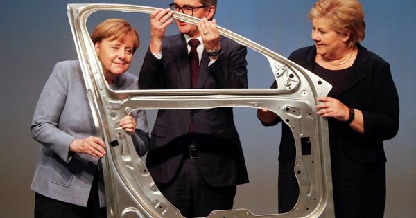 Foto: La canciller Angela Merkel, durante la apertura de una fábrica en Grevenbroich. (Reuters)