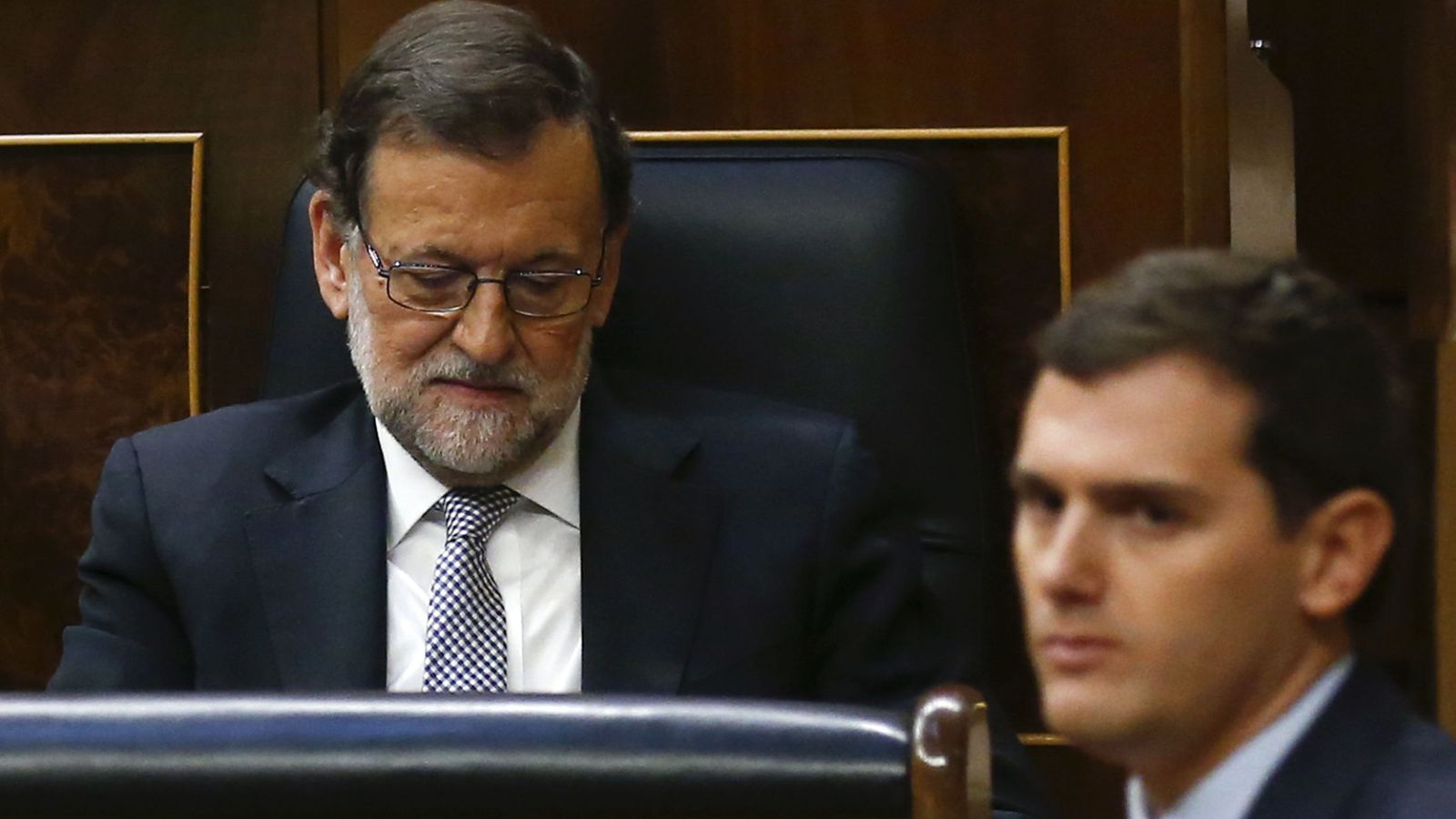 Foto: El líder de Ciudadanos, Albert Rivera, y el presidente del Gobierno en funciones, Mariano Rajoy. (Reuters) 